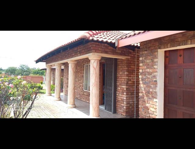 4 BEDROOM PROPERTY TO RENT IN THE ORCHARDS